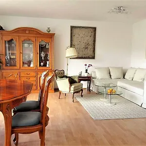 Appartement Grosse Fuer Gruppe